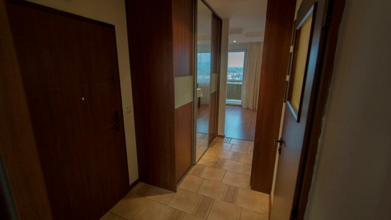 Mieszkanie Na 10 Pietrze Daire Cieszyn  Dış mekan fotoğraf